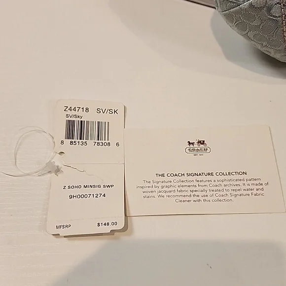 Coach Soho Mini Signature Swing-pack - Picture 12 of 15